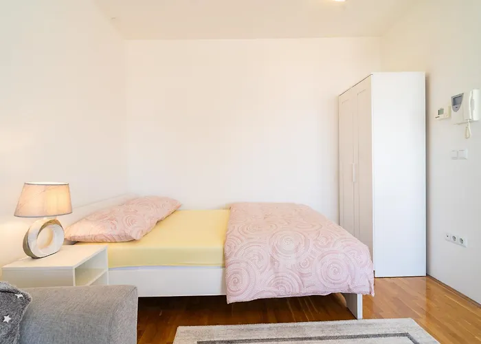 Apartment Alfa Zadar