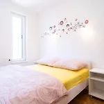 Alfa Apartment