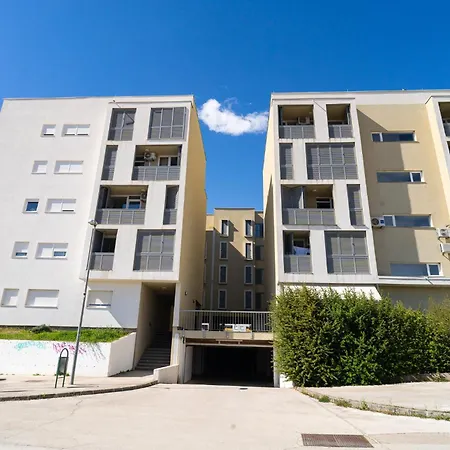 Alfa Apartment *